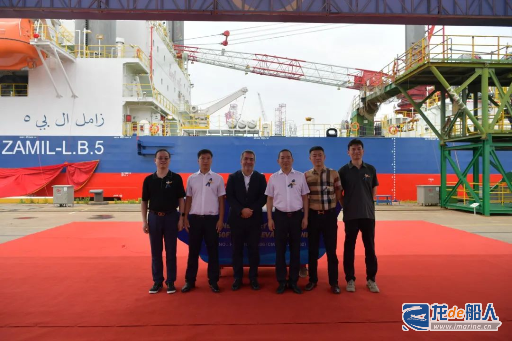 招商工业海门基地为华科五洲建造的两座liftboat交船-龙de船人
