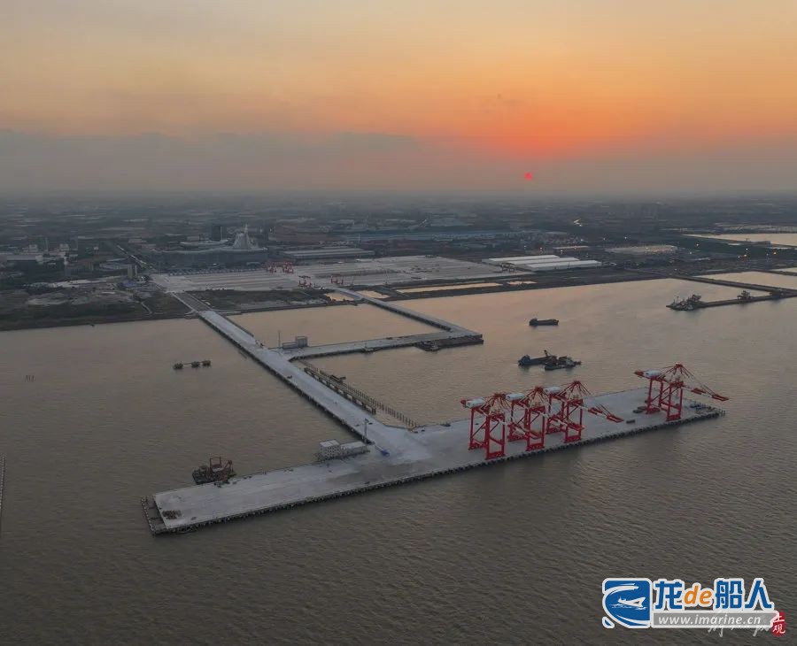 上海港泊位图片