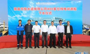 江龙船艇承建南昌首艘纯电动大型豪华游轮“灌婴号”下水