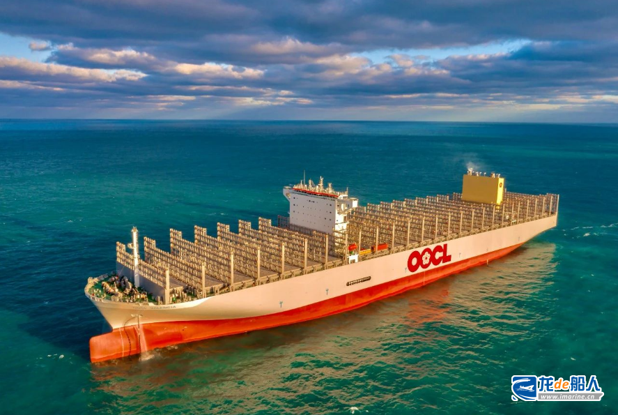 南通中远海运川崎交付24188标箱集装箱船“东方瓦伦西亚”轮