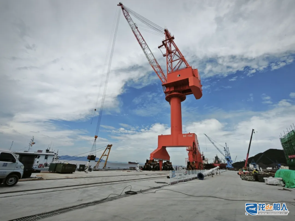 南通重工装备承建舟山重工50100门座机首台套通过特检验收-龙de船人